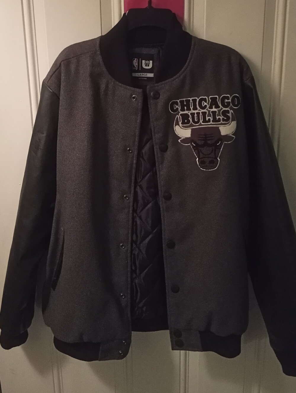 NBA Chicago Bulls Letterman Jacket Wool Blend Gray/Black Snap Down Size L